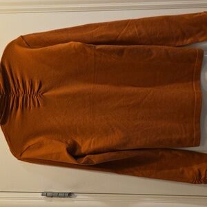 NWT Hem & Thread Large Terra Cota Ruched Layering Top